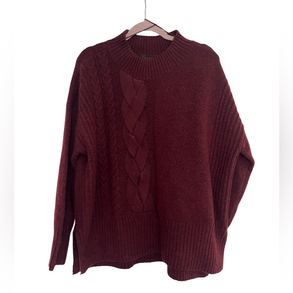 Simply Vera Women's Burgundy Sweater